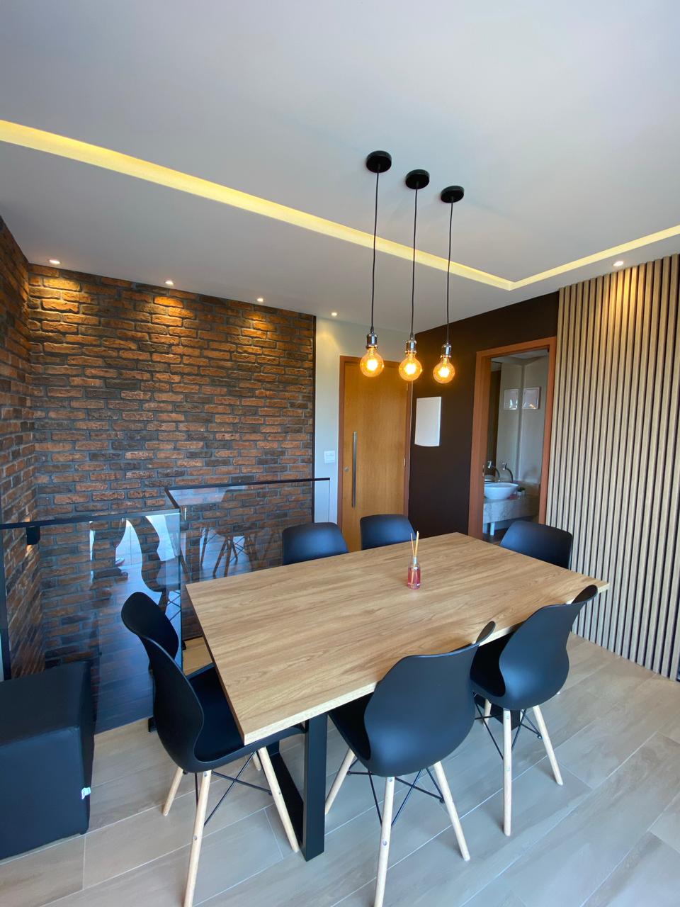 Sala estilo industrial